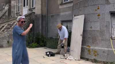 So hot air gun and
something for stripping. - Escape to the Chateau: Make Do & Mend