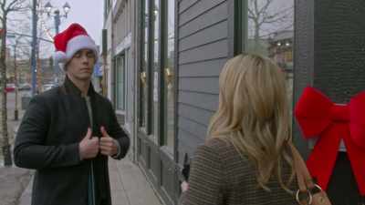 So how about this? - Meeting Mr. Christmas