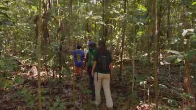 SO HOW COULD A VILLAGE,
LET ALONE A WHOLE CIVILIZATION, - Lost Cities of the Amazon