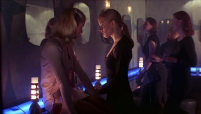 So how do you know he likes me I can see it in his eyes - Cruel Intentions 2