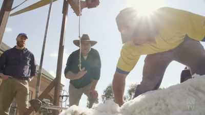 So how does it feel
compared with modern shears? - Aussie Inventions That Changed The World