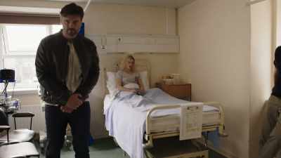 -So how was it when you groped me?
-Hey, claws away! - Professionals