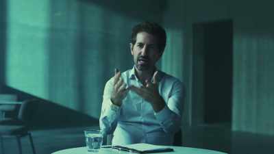 So when I asked him to explain his choice, - Inside the Mind of a Con Artist