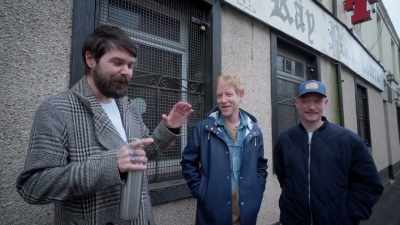 So I broke a string, it was
literally like SOS sorry
everyone. - Biffy Clyro: Cultural Sons of Scotland