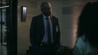 So I brought something
to say thank you. - The Rookie: Feds