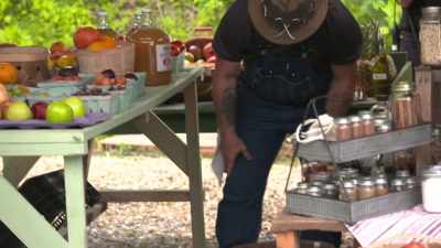 So I chose fresh strawberries, - Moonshiners: Master Distiller