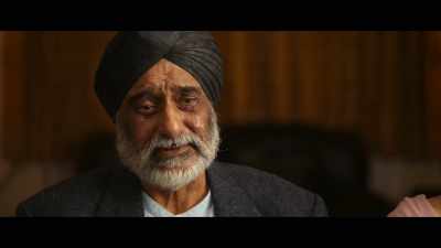 So I couldn't even
talk openly to my husband. - Sweet Bobby: My Catfish Nightmare