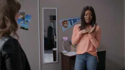 - So I didn't mean to snoop, - The Cheerleader Escort