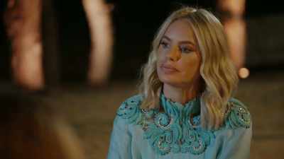 - So, I feel like...
- Caroline! - The Real Housewives of Dubai