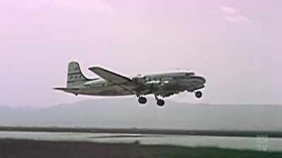 So I found myself on a bomber,
going to England, - Aussie Inventions That Changed The World