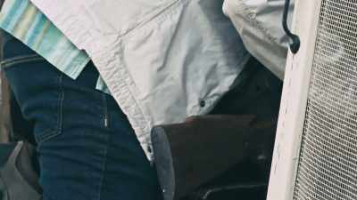  So I go in the crawlspace, - Phrogging: Hider in My House