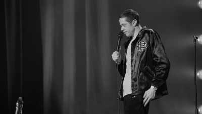 So I made a finger gun, - Pete Davidson: Turbo Fonzarelli