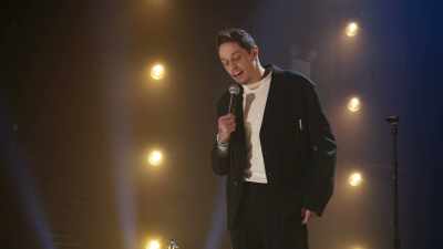 So, I made fun of this guy, uh,
with an eye patch, - Pete Davidson: Alive from New York
