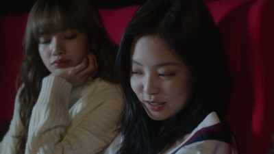 So I often wonder,
"What am I doing right now?" - Blackpink: Light Up the Sky