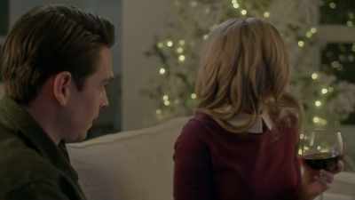 So I see you've put
your decorating skills - Meeting Mr. Christmas