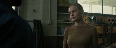 So, I stopped by April's,
no one answered. - The Locksmith