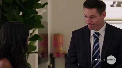 So I think I'm going to have
to stay the night. - Suburban Swingers Club