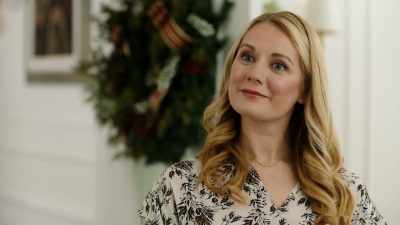 So I will allow you to continue
decorating the embassy, - Match Made in Mistletoe