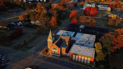 So, I will meet the florist here - Aurora Teagarden Mysteries: Til Death Do Us Part