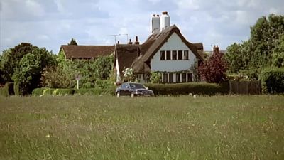 So Ian Frasier
used to work for Robert Cavendish. - Midsomer Murders