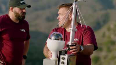 So if this thing's
putting out any signals, - A Tear in the Sky