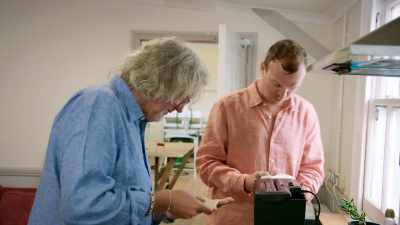 So, if we want to... Just to put
a light drizzle at the... - James May and the Dull Men