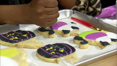 So I'm bringing
my candy corn to life - Halloween Cookie Challenge