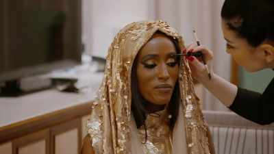 So, I'm drinking,
and then I call him, - The Real Housewives of Dubai