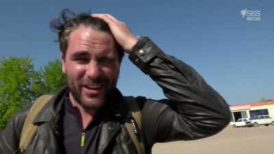 So, I'm gonna try and hitch a lift, - From Russia to Iran: Crossing Wild Frontier