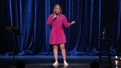 So I'm like, okay, "Nurses!" - Amy Schumer: Emergency Contact