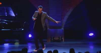 So I'm on stage
kicking dead babies around, - Jim Jefferies: This Is Me Now