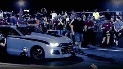 So, I'm on the line trying
to bang it, - Street Outlaws No Prep Kings Team Attack