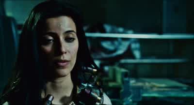 I'm sorryI know it's hard to concentratewhen you're surrounded by so many things you could kill me withlike this ax I saw you lookin' atTake itPlease it's yoursCome onI'd go for the neckbut I'm not the brain surgeonJust do it quietly so John doesn't hear - Saw III
