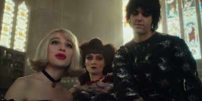 So I'm supposed to take romantic advice - The School for Good and Evil