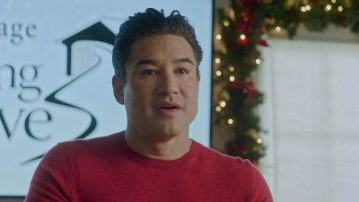 So I'm sure you've
all seen the papers. - Once Upon a Christmas Wish