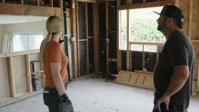 So in this wall, they've
plumbed for their sinks, - Help! I Wrecked My House