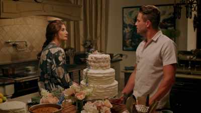 So... this incredible kitchen
is for your big-shot
baking skills. - Two Chefs and a Wedding Cake