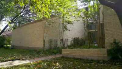 So this is a perfect
opportunity for them, and us, - Renovation Impossible