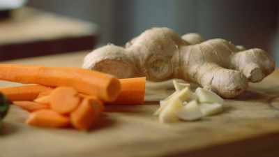 So, this is carrots from the
farm, ginger and jalapeños and - Restaurants at the End of the World