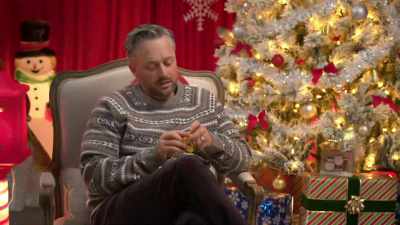 So, this is what I would get
as a gift when I was a kid. - Nate Bargatze's Nashville Christmas