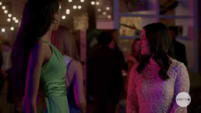 So this is why everyone
left the dance early. - The Secret Lives Of Cheerleaders