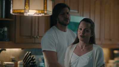 - So is it okay?
- I'm sorry, sweetheart. - House of Chains