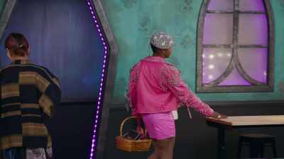 - So it's a new day and I
still don't trust anyone - The Boulet Brothers' Dragula: Titans