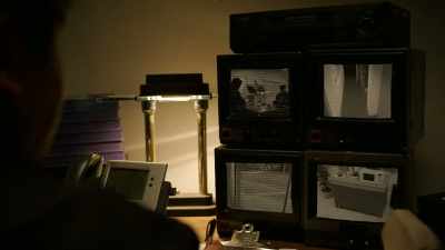 So it's a slow move
down this corridor - History's Greatest Heists with Pierce Brosnan