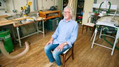 So it's actually completely
unnatural to do it as a human - James May and the Dull Men