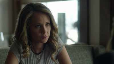 So I've been looking
at apartments. - Dirty John