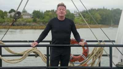 So I've jumped
on the local ferry, - Gordon Ramsay: Uncharted