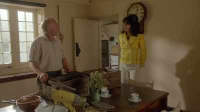 So, James and Eddie
grew up together, did they? - Ms Fisher's Modern Murder Mysteries
