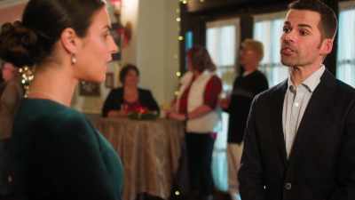 So, is Josie here tonight? - Me and Mr. Christmas