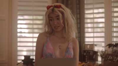 So we just gotta get in, - Bikini Hackers
